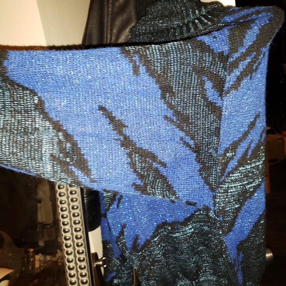 Striking Rochelle Metallic Blue Abstract Knit Sweater - Picture 6 of 13